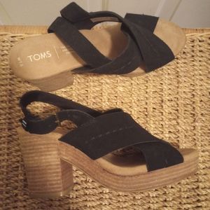 70s Toms platform sandals